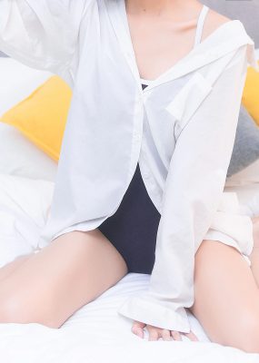 微博妹子三度_69 – 衬衫日常