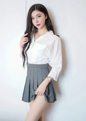 秀人网 No.4918 小蛮妖Yummy 美臀短裙