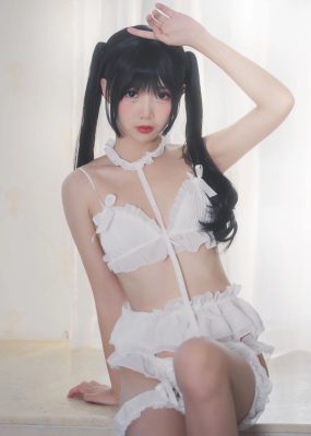 面饼仙儿 – 脑内少女 白内衣