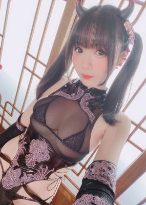 微博妹纸霜月shimo[fantia] 2022-11-14