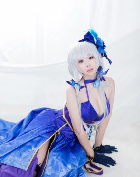 韩国妹子BamBi写真 – Azur Lane