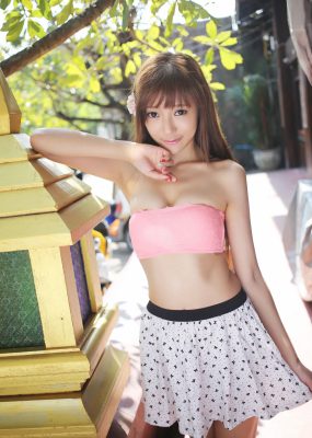 王馨瑶yanni《泰国清迈旅拍》清新超短裙系列 美媛馆 Vol.098