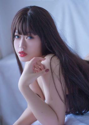 网红COS 维他奶泽 – 黑蕾丝