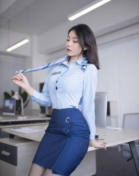 秀人网 No.5021 安然anran 黑丝美腿