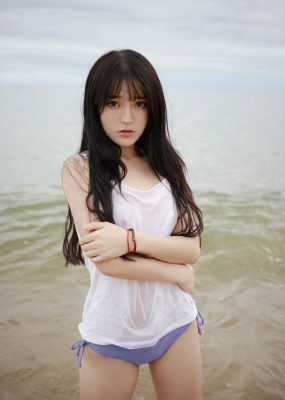 伊小七MoMo 《性感湿身旅拍》 模范学院 Vol.029
