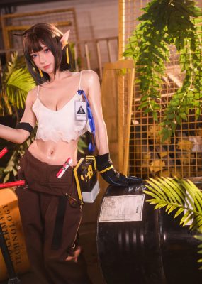 网红COS 阿包也是兔娘 – 明日方舟 森蚺