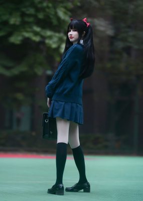 鹿八岁 – 少女的悸动