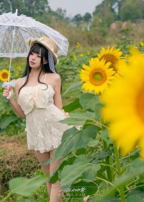 咬一口兔娘 – 7月作品『夏の葵』