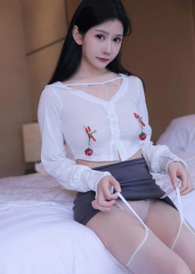 秀人网 No.6751 尹甜甜 丝袜美腿