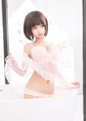 网红COS 蠢沫沫 – 粉纱