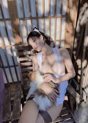微密圈 就是阿朱啊 – 女仆与猫