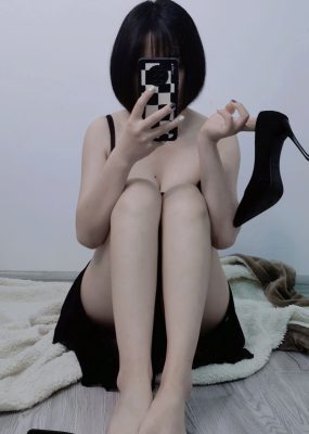 微密圈 樱桃老师 – 费腰子