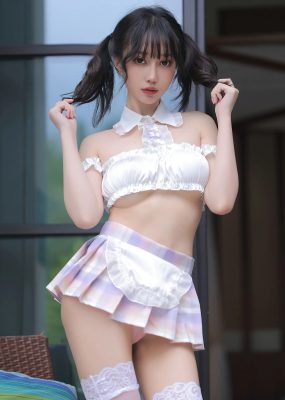 秀人网 No.6392 玥儿玥er 女仆服美腿