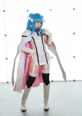 网红COS G44不会受伤 – 妮姆芙
