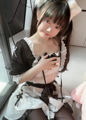 神沢永莉 – 主人喜欢这套吗