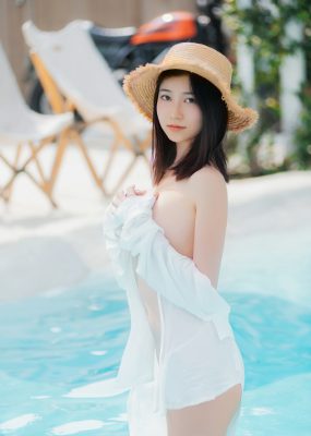 年年Nnian – 夏日限定泳池
