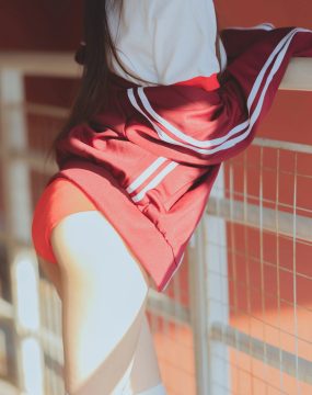 桜桃喵 – 红色体操服