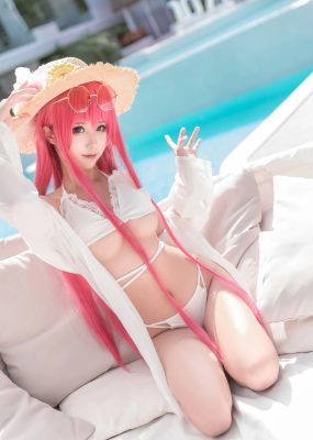 网红COS 蠢沫沫 – 童の假日 絮库夫