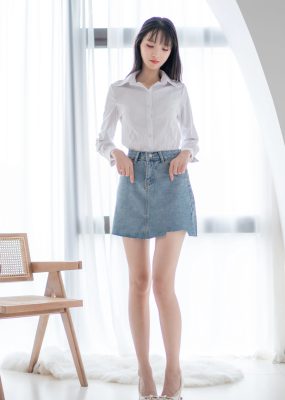 清纯妹子西瓜 – 衬衫牛仔裙