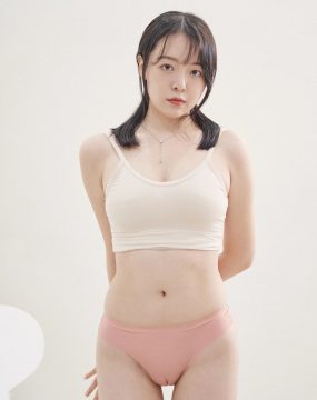 [ESPACIAKOREA] ESP-005 – HYUNIE