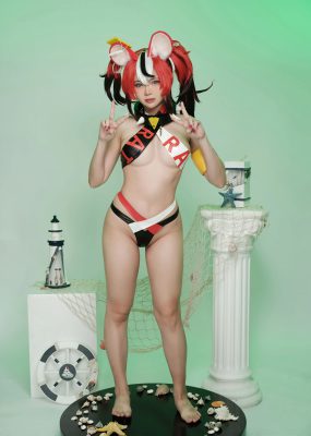 ZinieQ – Hakos Baelz Pole Dancing