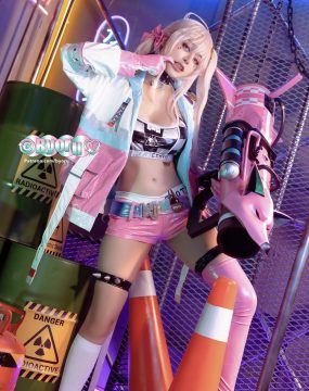 日本性感萝莉Byoru – Jackal (NIKKE)