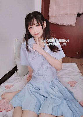 迷之呆梨(发条少女) – 水蓝JK