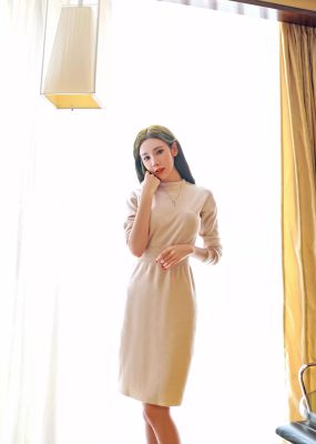 萌琪琪Irene《精致的五官，白皙的皮肤，完美的胸型，修长的美腿》 嗲囡囡 Vol.059
