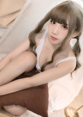 网红COS 貓田聖奈奈 – 白色死库水