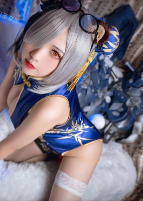 网红COS 貓田聖奈奈 – 食铁兽