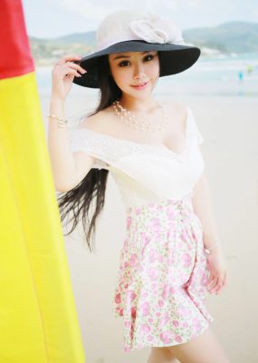 Barbie可儿《泰国旅拍第一辑》 秀人网 No.182