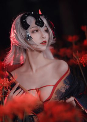 网红COS 铁板烧鬼舞w – 黑贞