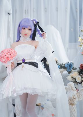 可爱人气Coser面饼仙儿 – 独角兽婚纱