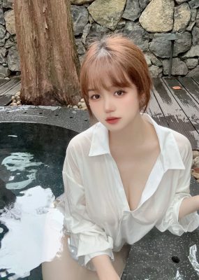 网红COS 小仓千代wfantia – 2023-04-29 湿衬衫