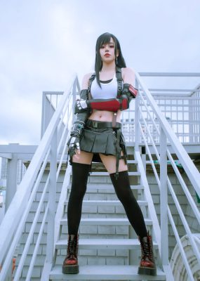 日本性感萝莉Byoru – Tifa Lockhart