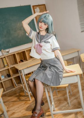 桃良阿宅 – 不良JK