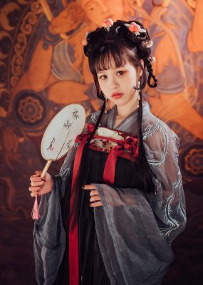 美少女晕崽 – 小琵琶精