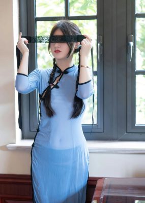 秀人网 No.7357 诗诗kiki 轻透旗袍性感写真