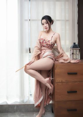 秀人网 No.6457 严利娅Yuliya 性感汉服
