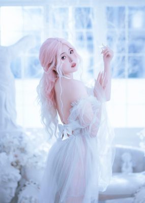 Natsuko夏夏子 – 白天蛾