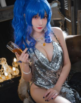 Coser瓜希酱福利 – 圣路易斯