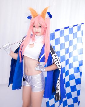 神楽板真冬 目標はあなた、エンジン全開！！