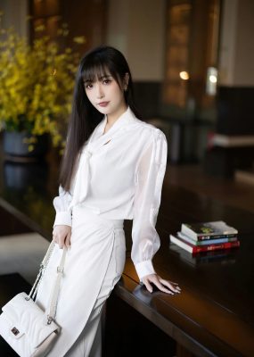 XIAOYU 语画 Vol.1088 林星阑 丝足美不胜收贵州旅拍