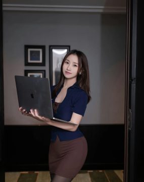 秀人网 No.7417 杏子Yada 连体衣性感写真